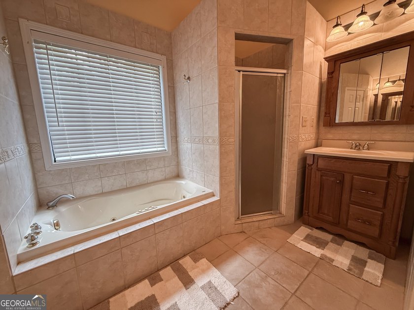 Nestled on 3.65 private acres in one of the most desirable areas - photo 26