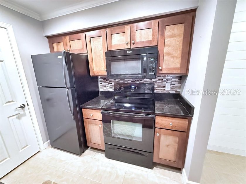 This first-floor beautifully remodeled 2 bedroom, 2 full bath - photo 26