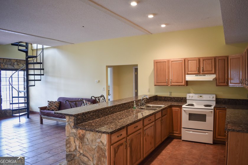 Nestled on 3.65 private acres in one of the most desirable areas - photo 38