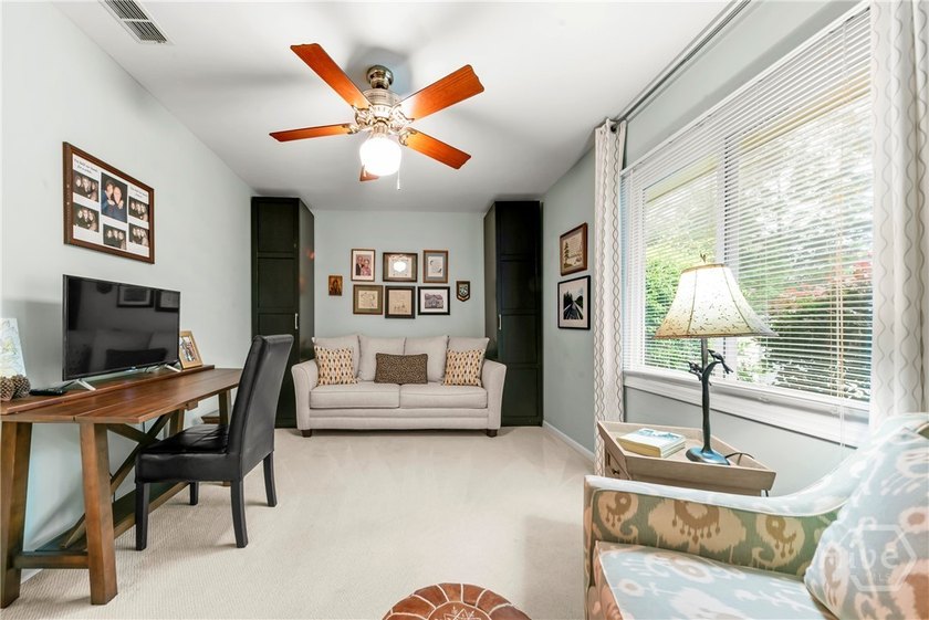 Welcome home to this beautifully remodeled 3-bedroom, 2-bath - photo 46