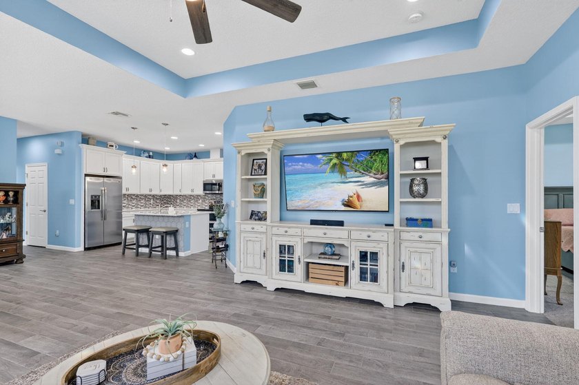Experience low-maintenance living in LakePark at Tradition, an - photo 10
