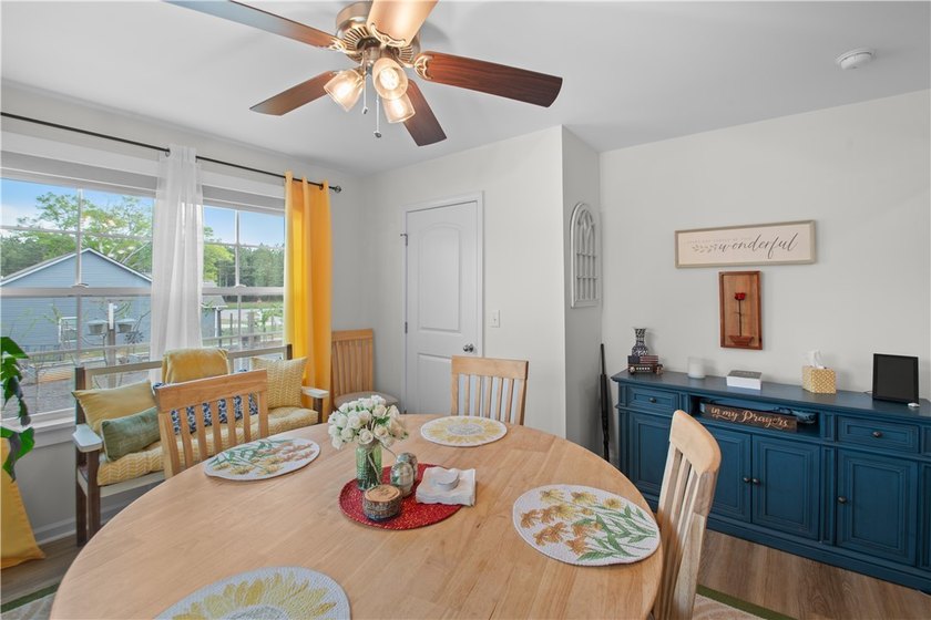 COZY in the COUNTRY! This home is immaculate and has so many - photo 19