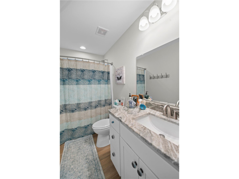 COZY in the COUNTRY! This home is immaculate and has so many - photo 24