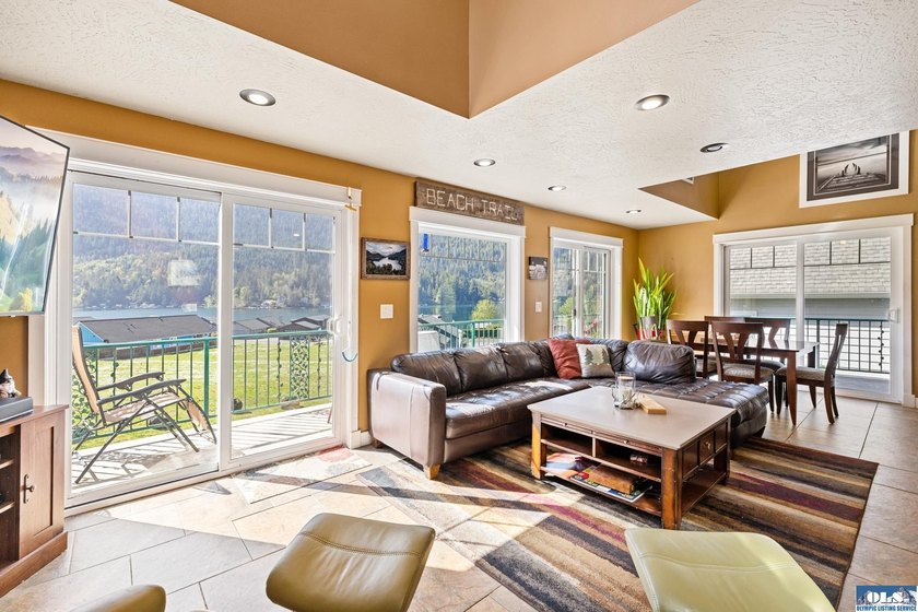 A rare opportunity to own a true slice of paradise on Lake - photo 13