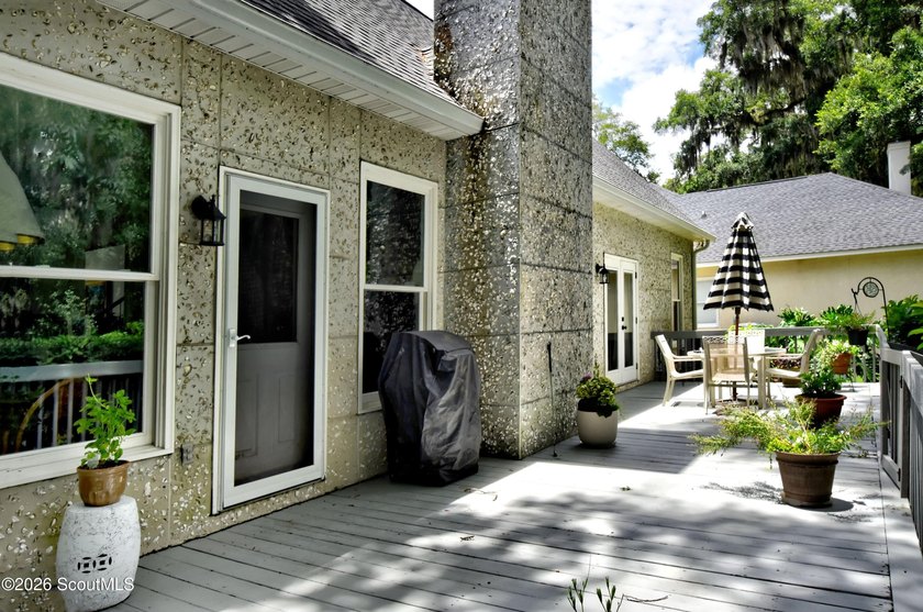Exceptional in every way, this beautifully appointed home - photo 37