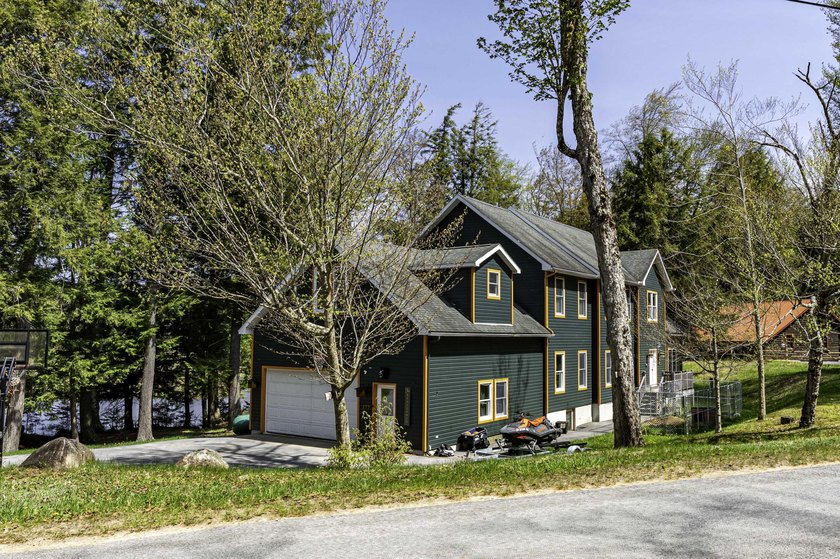 Located on the sought-after ''Golden Mile'' just minutes from - photo 3