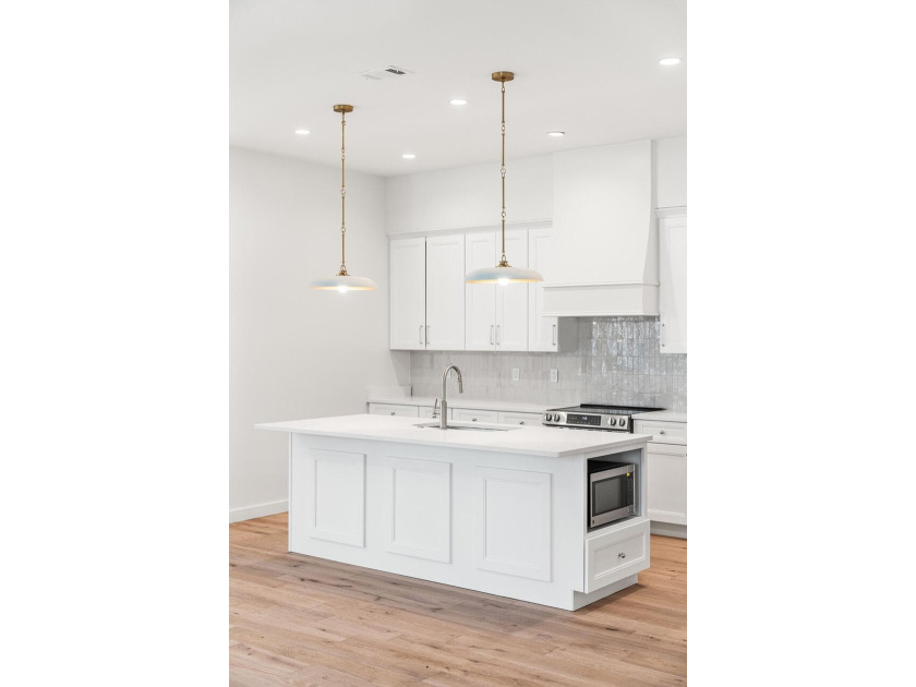 Brand new construction in the heart of Santa Rosa Beach, 65 K - photo 9