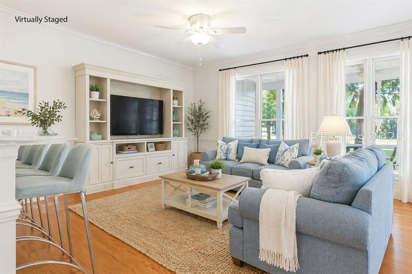 RARE 4-Bedroom - 3 Bathroom End-Unit Townhome with VIEWS of - photo 3