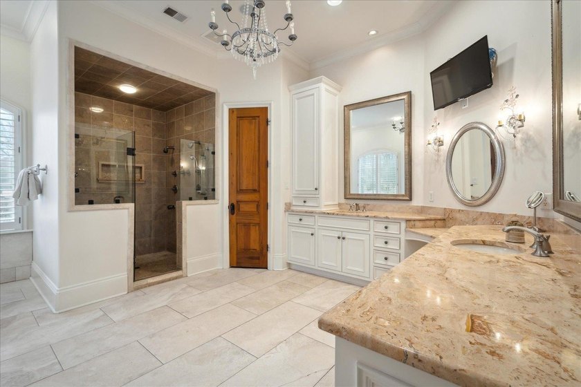 Once-in-a-generation Germantown estate behind a private gated - photo 14
