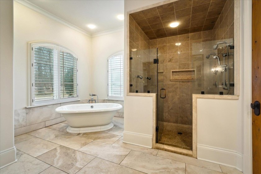Once-in-a-generation Germantown estate behind a private gated - photo 15