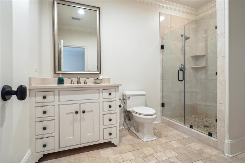 Once-in-a-generation Germantown estate behind a private gated - photo 19