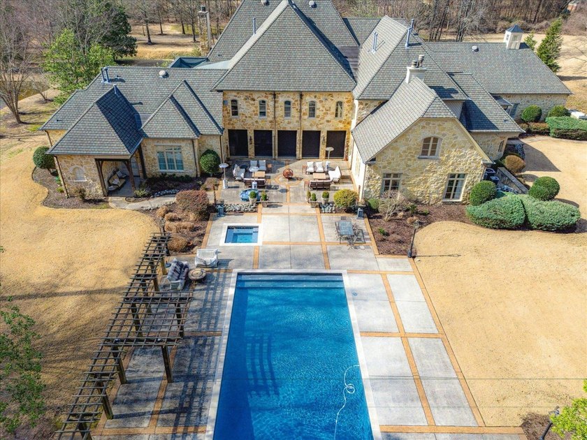 Once-in-a-generation Germantown estate behind a private gated - photo 35