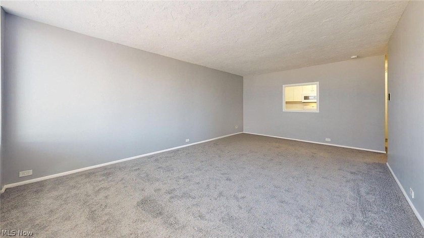 Welcome To Winton Place On Lakewood's Gold Coast! Experience The - photo 9
