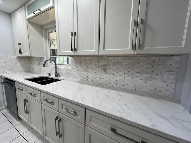 Wonderful home in La Mancha! No HOA! 3 bedrooms, 2 bathrooms, 2 - photo 2
