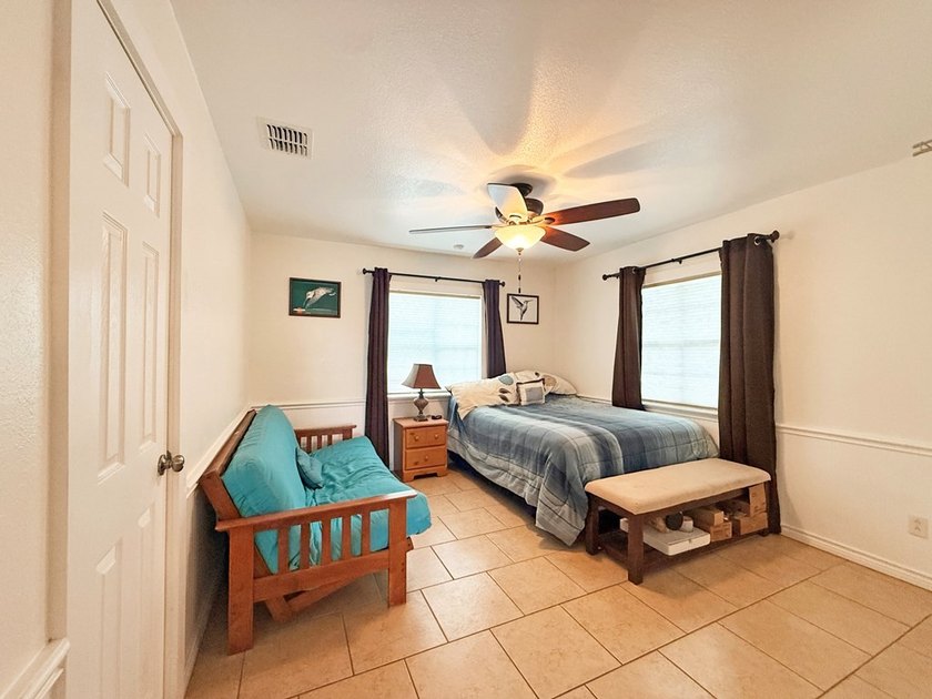Welcome to laid-back Texas coastal living where fishing, boating - photo 22