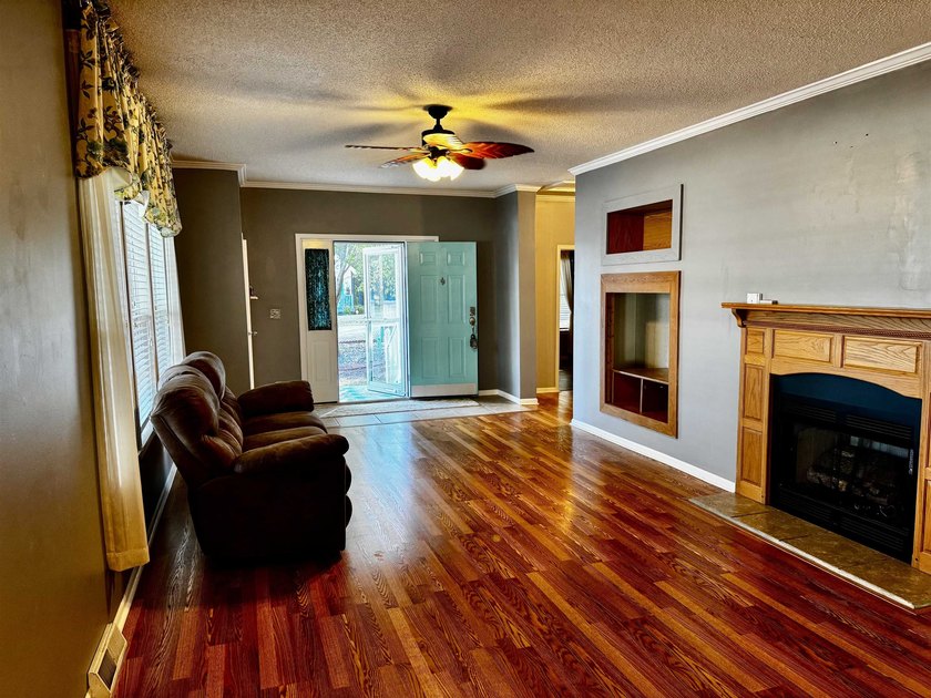 Coastal location. Ownership freedom. Practical storage. No HOA - photo 2