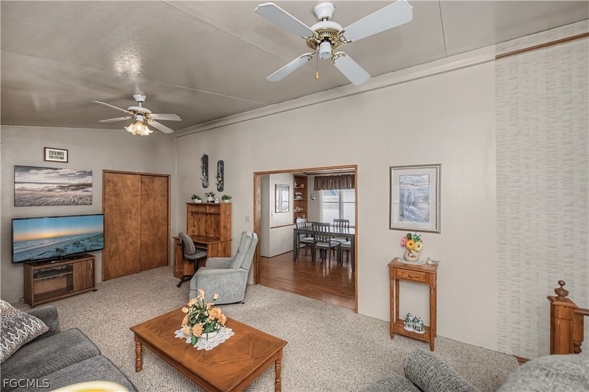 Just Reduced !!!!! Located in **Fountain View RV Resort**, a - photo 4