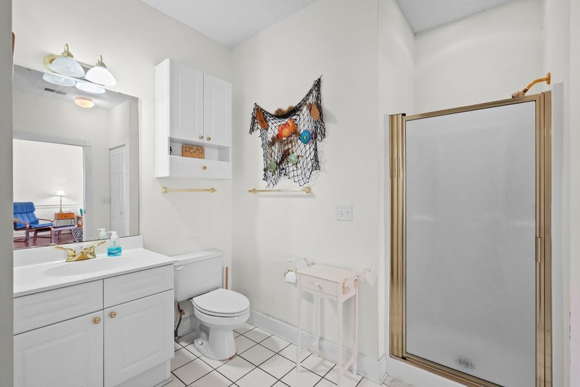 Welcome to 4870 Dahlia Ct, a well-maintained 3BR/2BA condo in - photo 34