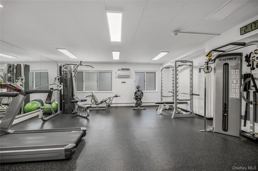 Welcome to 372 Central Park Avenue, Unit 2A! This beautifully - photo 27