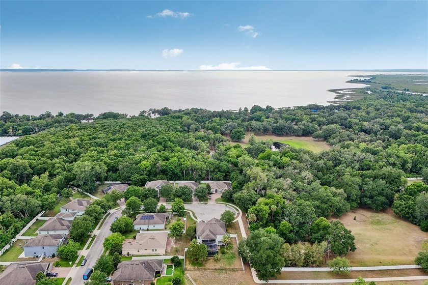 Under contract-accepting backup offers. OVERSIZED CUL-DE-SAC LOT - photo 2