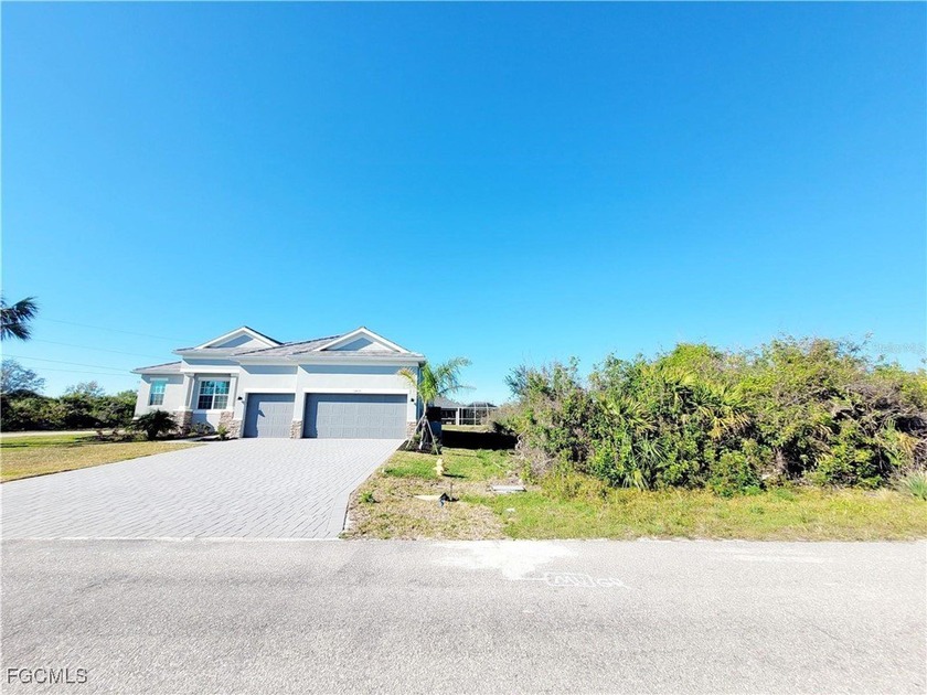 Have you ever dreamed of living in SW Florida? If so, don't miss - photo 3