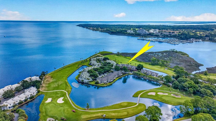 FURNISHED! GOLF CART INCLUDED! BAY, MARINA &amp; GOLF COURSE VIEWS! - photo 2