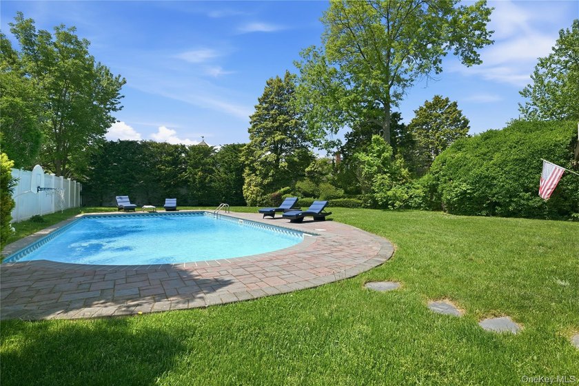 Welcome to this stunning, fully expanded and custom-designed - photo 3