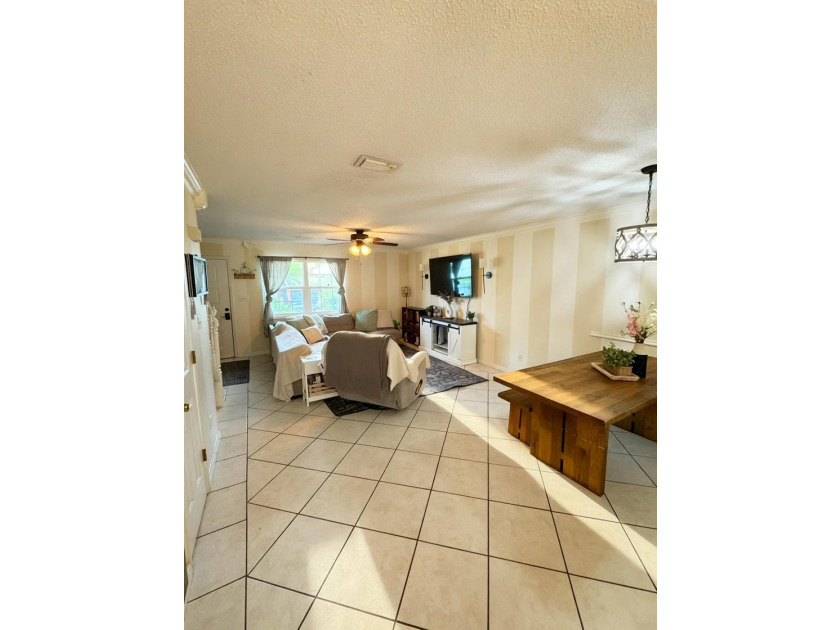 Walk to the beach from this charming 2-bedroom, 2.5-bath - photo 9