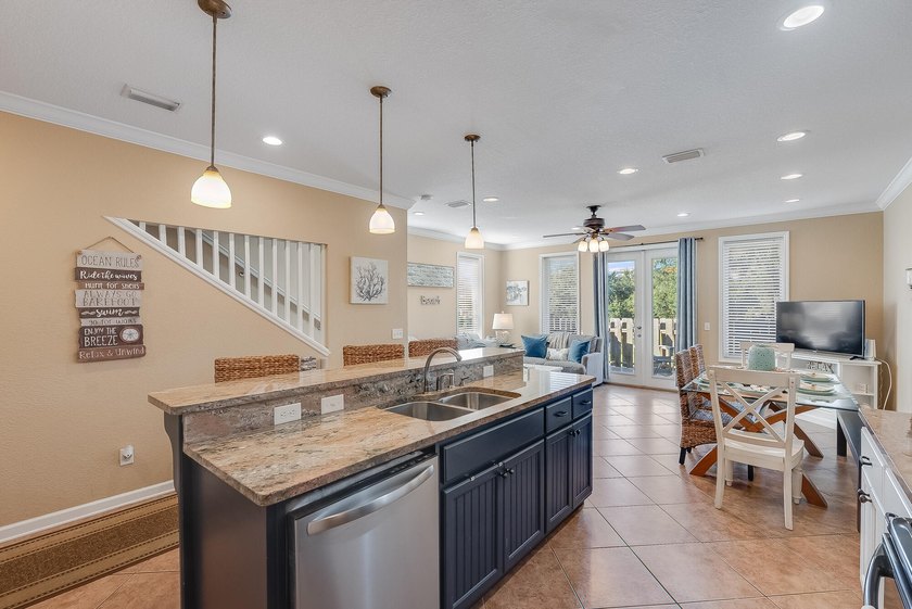 Turn-key beach retreat just minutes from 30A, Inlet Beach, and - photo 6