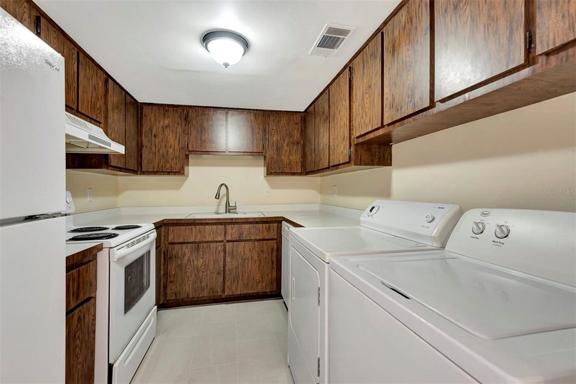Charming Waterfront 2-Bed, 2-Bath Condo - Ground Floor Unit! - photo 6