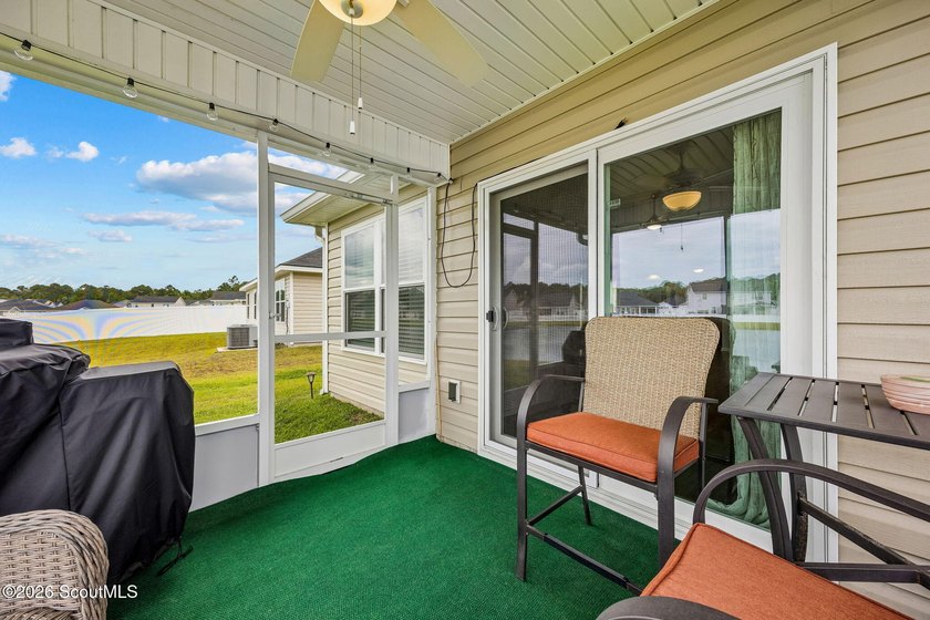 Built in 2023, beautifully maintained, and serving up pond views - photo 33