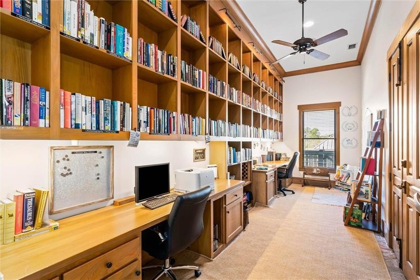 BOATER'S PARADISE!!! This intimate coastal sanctuary, where - photo 28