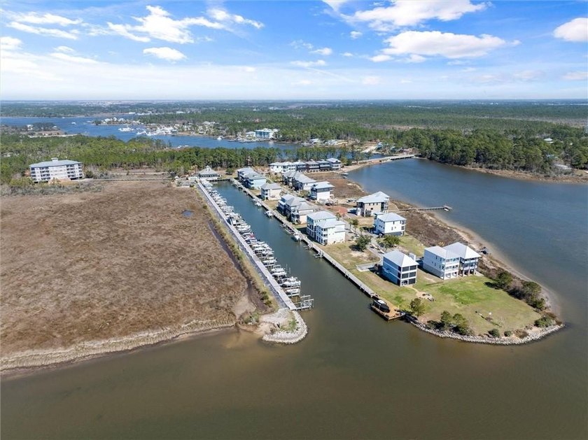 BOATER'S PARADISE!!! This intimate coastal sanctuary, where - photo 31