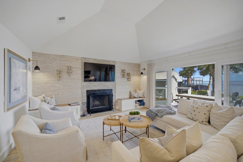 Beautifully remodeled coastal home featuring a private dock - photo 4