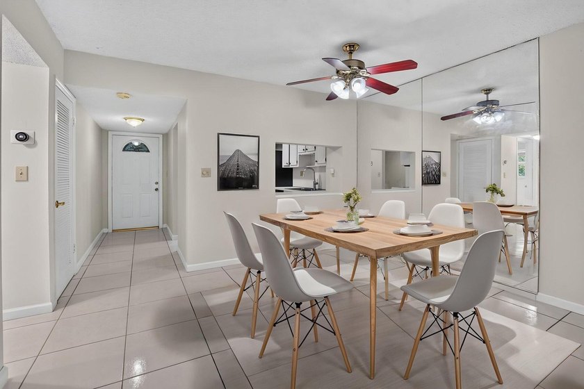 Welcome to this impeccably maintained 2 bedroom, 2 bathroom - photo 11