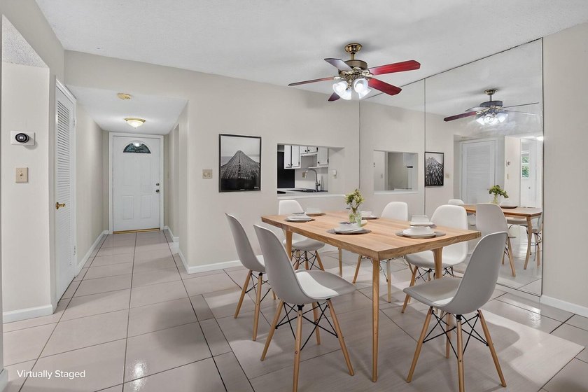 Welcome to this impeccably maintained 2 bedroom, 2 bathroom - photo 12