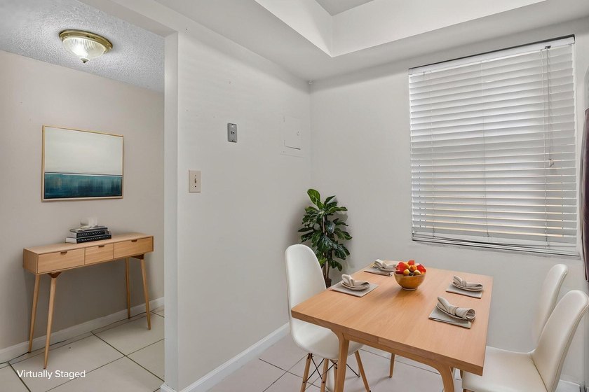 Welcome to this impeccably maintained 2 bedroom, 2 bathroom - photo 13