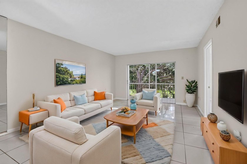 Welcome to this impeccably maintained 2 bedroom, 2 bathroom - photo 17
