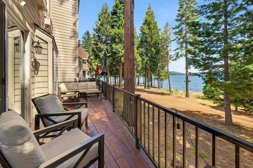 Experience mountain-lake living at its finest in this - photo 19