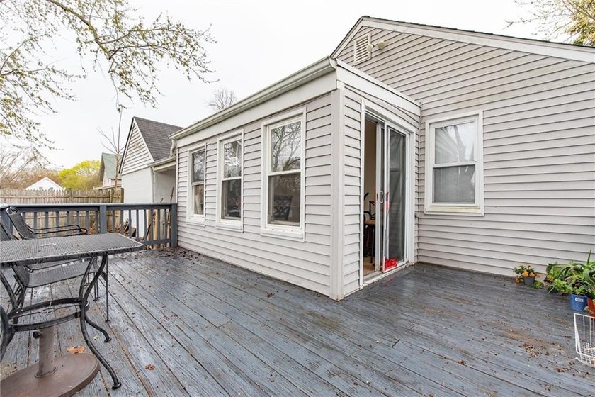Why Rent! Vinyl Sided 5 Room Ranch located in the Lakewood - photo 21