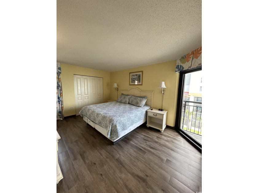 This large ocean view end unit with two balconies, two bedrooms - photo 12
