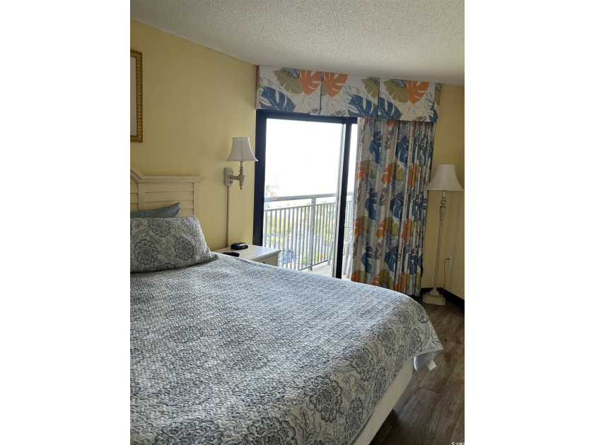 This large ocean view end unit with two balconies, two bedrooms - photo 13