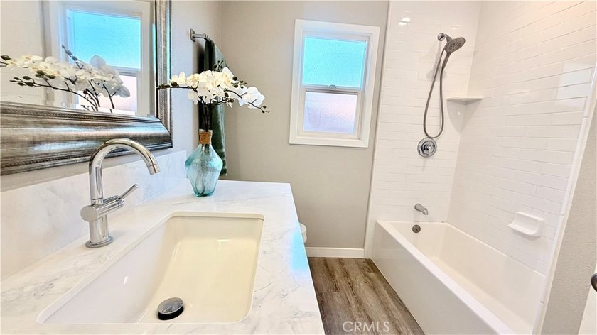 PROPERTY WILL DELIVER VACANT, Extensively renovated in 2024 - photo 19