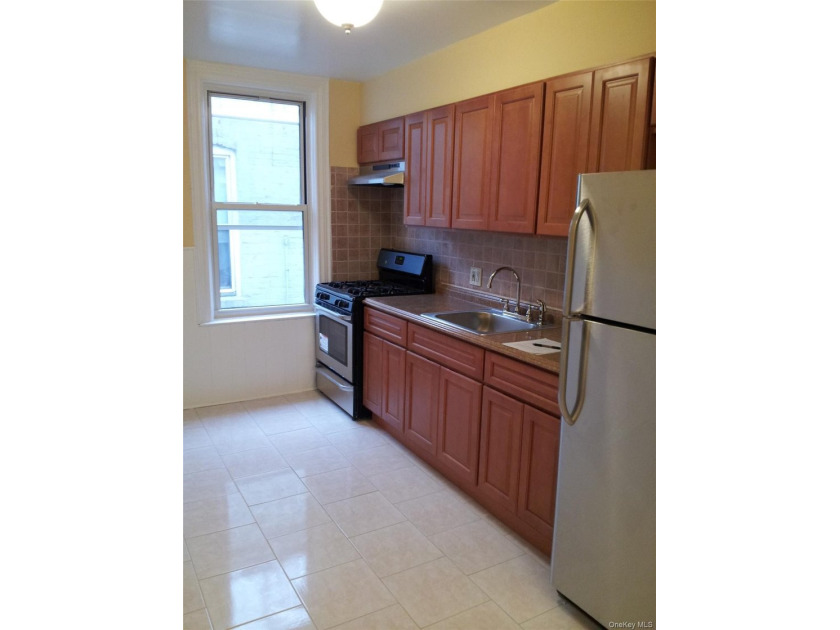 Bronx Value-Add 4-Family Brick Investment Property. High - photo 26