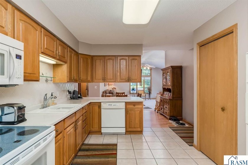 2320 Hoffman Path - photo 11