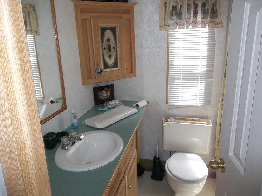 Price reduced until spring! A 12x40 mobile home with well &amp; - photo 12