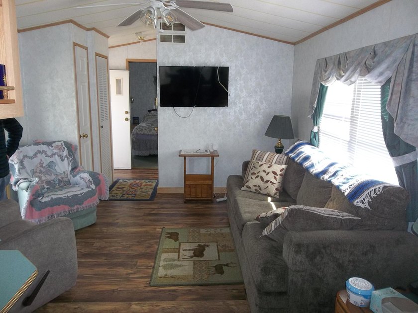 Price reduced until spring! A 12x40 mobile home with well &amp; - photo 14