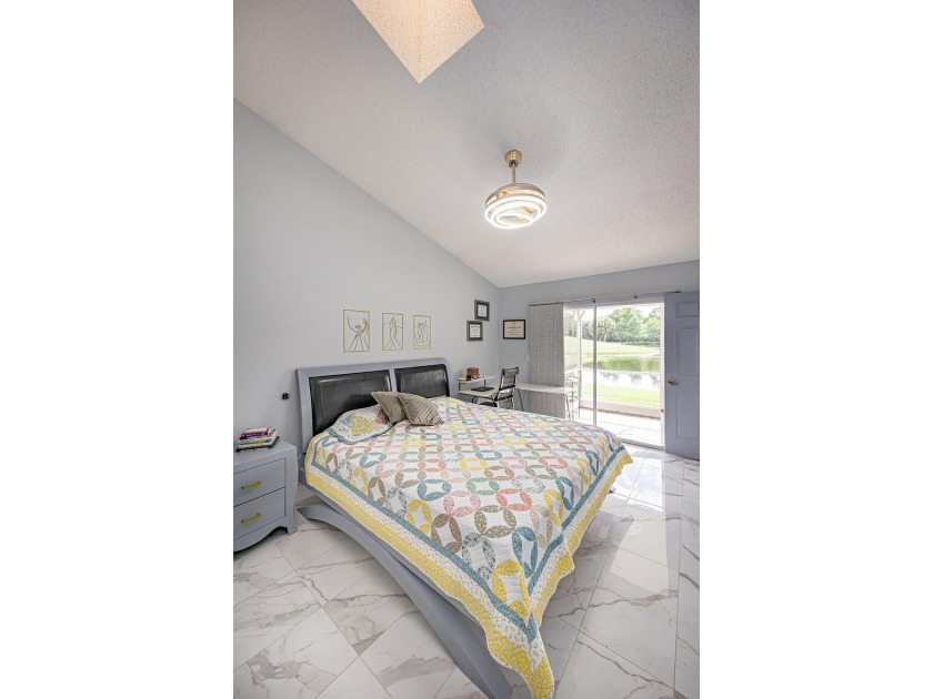 Welcome to a beautifully updated 2-bedroom, 2-bathroom home - photo 15