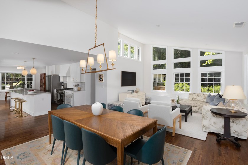 60 Kimberly is a beautiful luxury home in Hope Valley that - photo 19