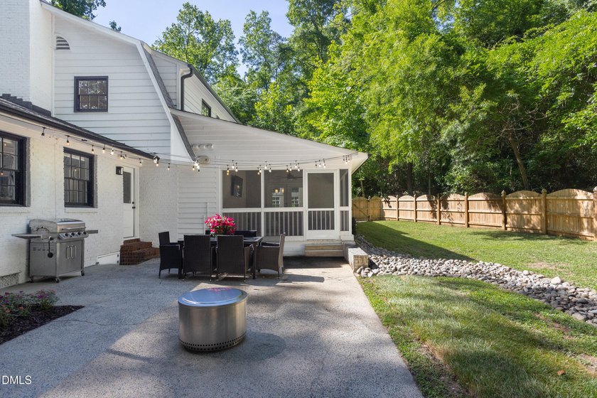 60 Kimberly is a beautiful luxury home in Hope Valley that - photo 23